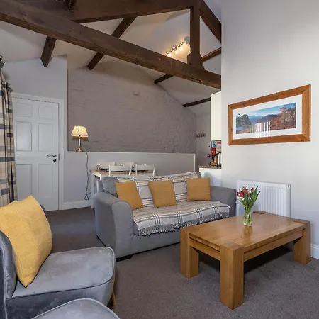 Apartment Brampton Homes - The Mews