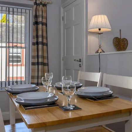 Homes - The Mews Apartment, Town Centre, Hadrians * Brampton (Cumbria)